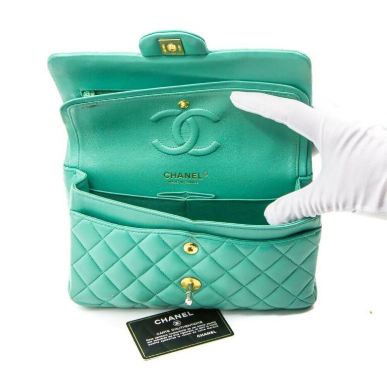 Túi xách Chanel Small Classic Lambskin Double Flap Bag C02