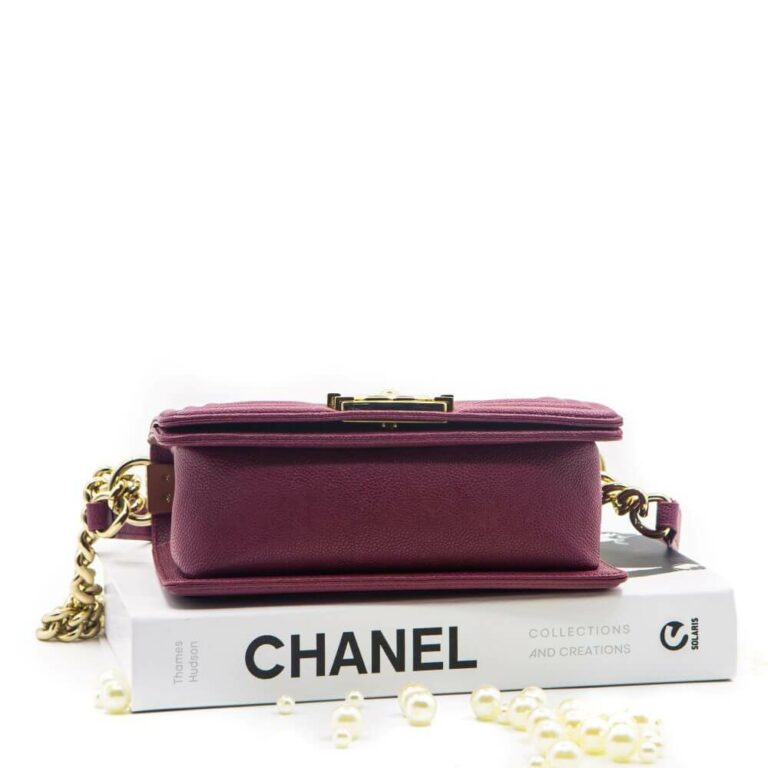Túi xách Chanel Dark Red Caviar Small Classic Boy Flap Bag GHW C04