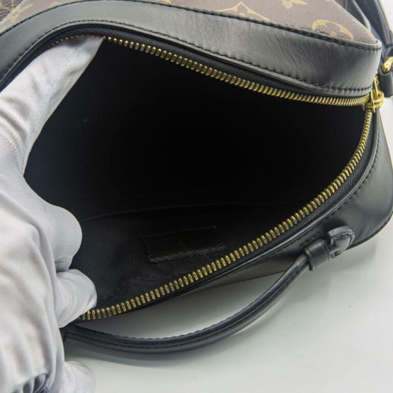 Túi xách Louis Vuitton Saintonge Cloth Crossbody Bag LV00021