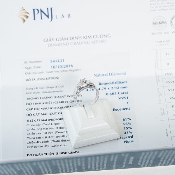 Nhẫn kim cương 750-2.31 4.7 VVS1-F J70