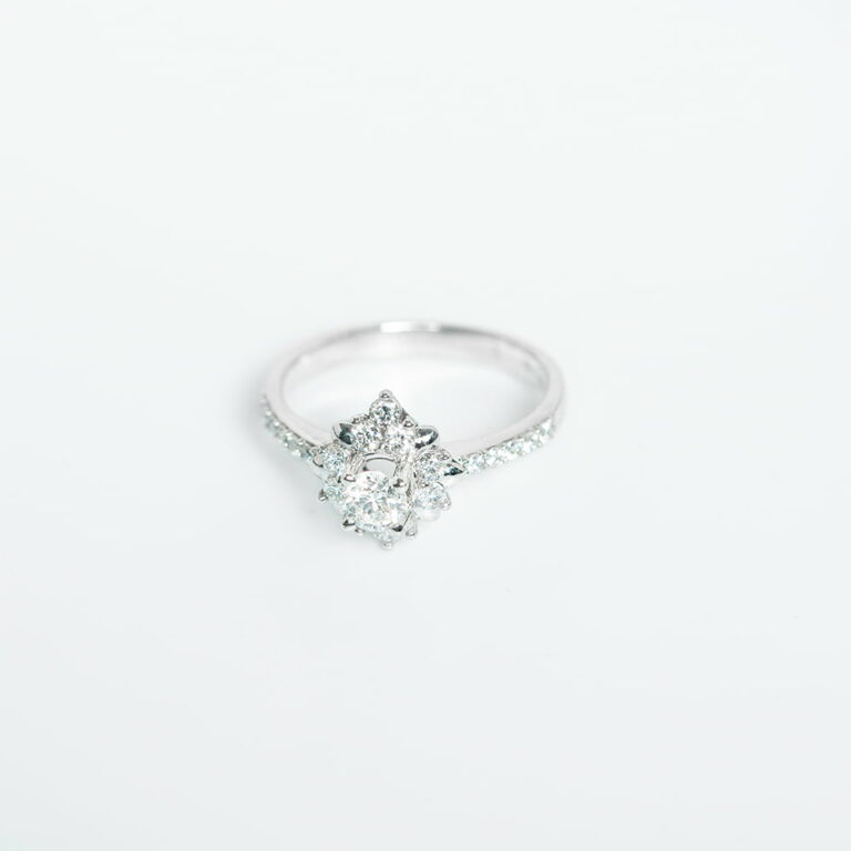 Nhẫn kim cương 585 (4.0 - SI) J89