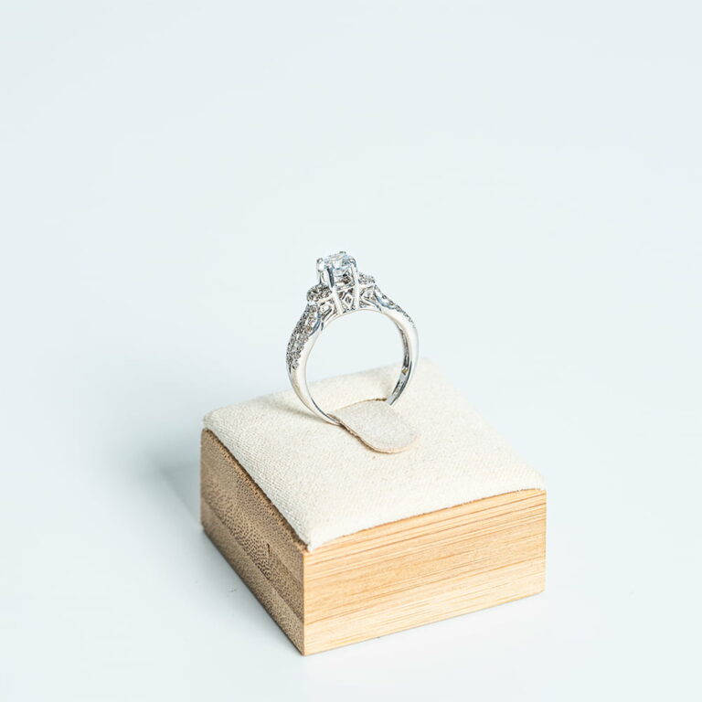 Vỏ nhẫn kim cương 750 - 0.835 J101