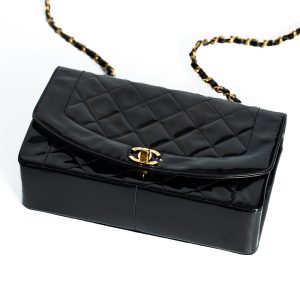 Túi xách Chanel Vintage Diana Flap Bag Black Medium 24K GHW Pocket C28