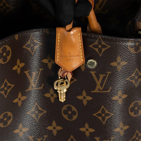 Louis Vuitton Monogram Canvas Montaigne Bag LV00082