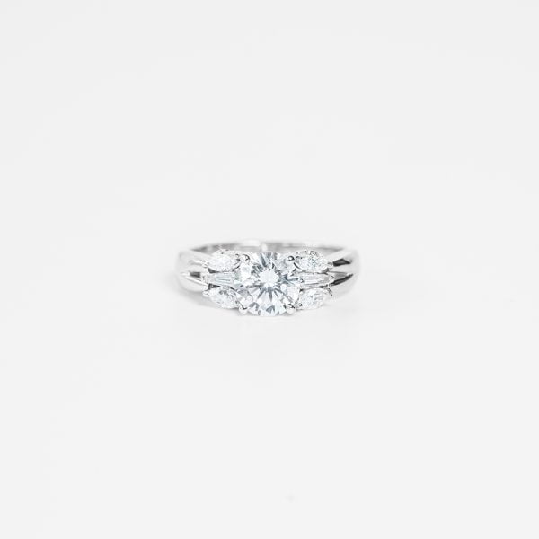 Vỏ nhẫn kim cương 750-1.60 CLA2319080 J187
