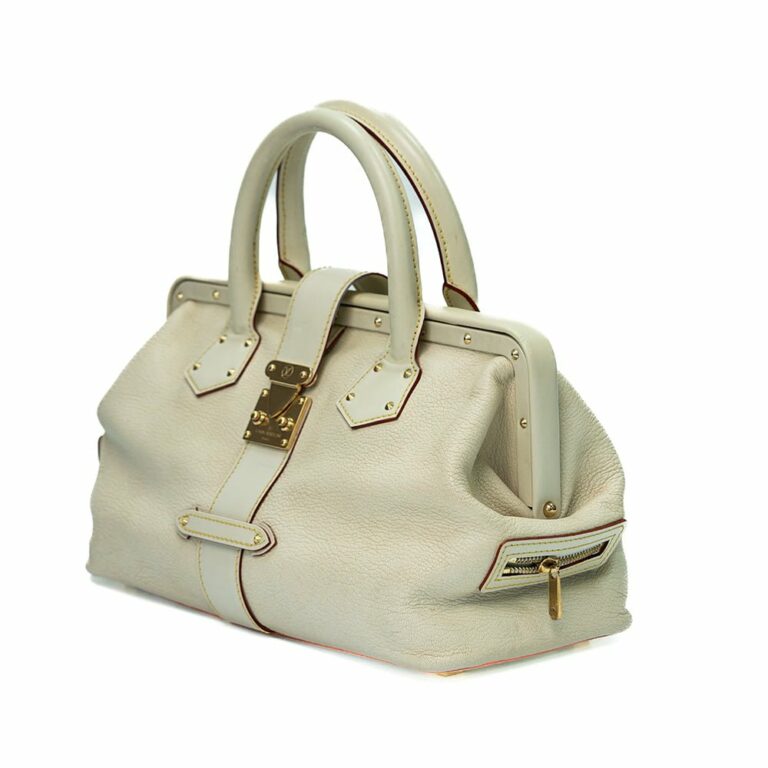 Louis Vuitton L'Ingénieux Handbag in White Suhali Leather