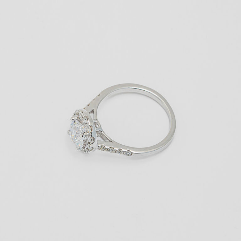 Vỏ nhẫn kim cương 750-0.900 KMA2333076