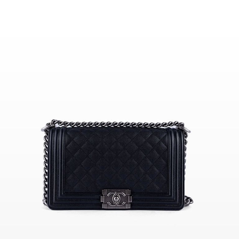 Túi xách Chanel Boy Old Medium Caviar Black