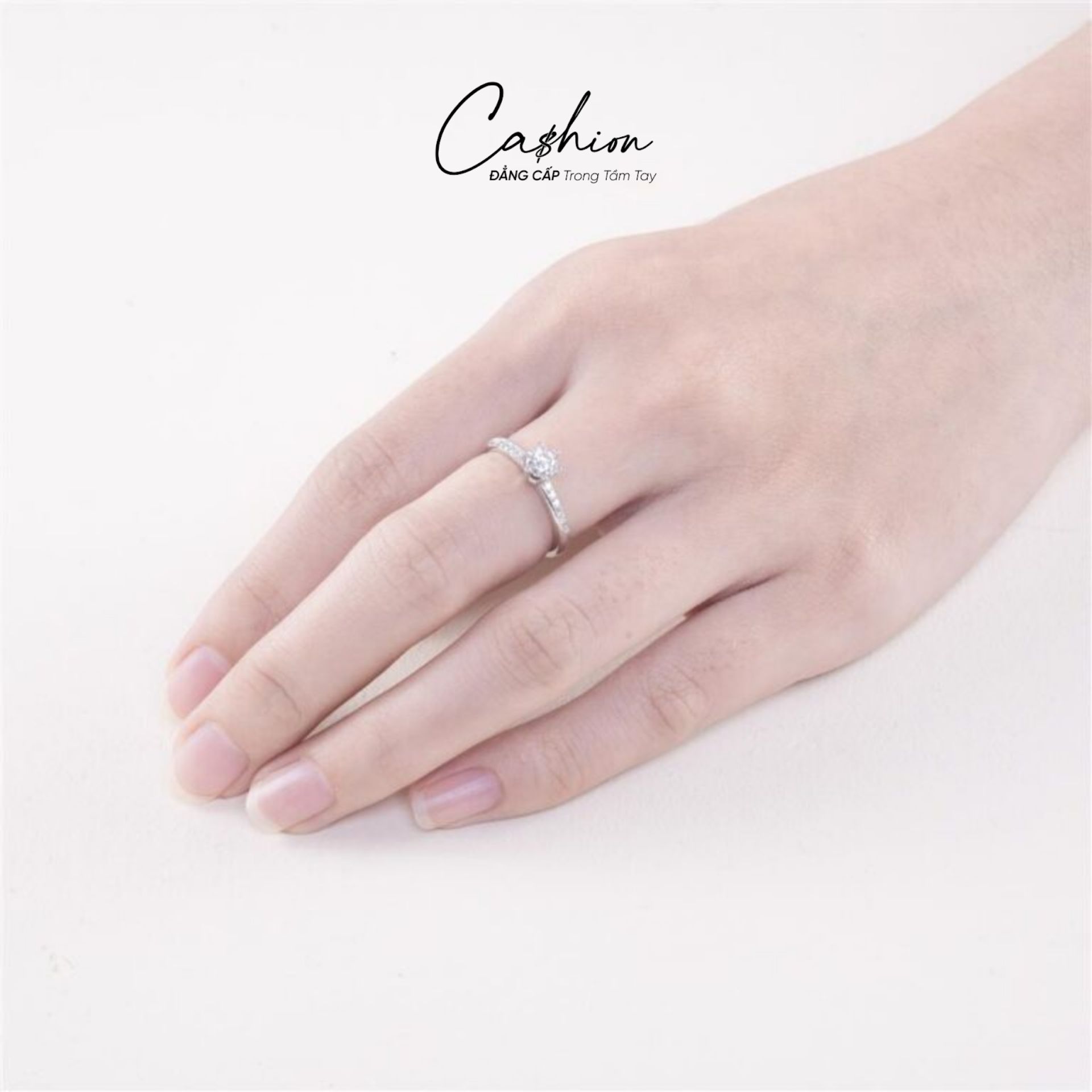 Ảnh: Nhẫn kim cương 1 hàng tấm