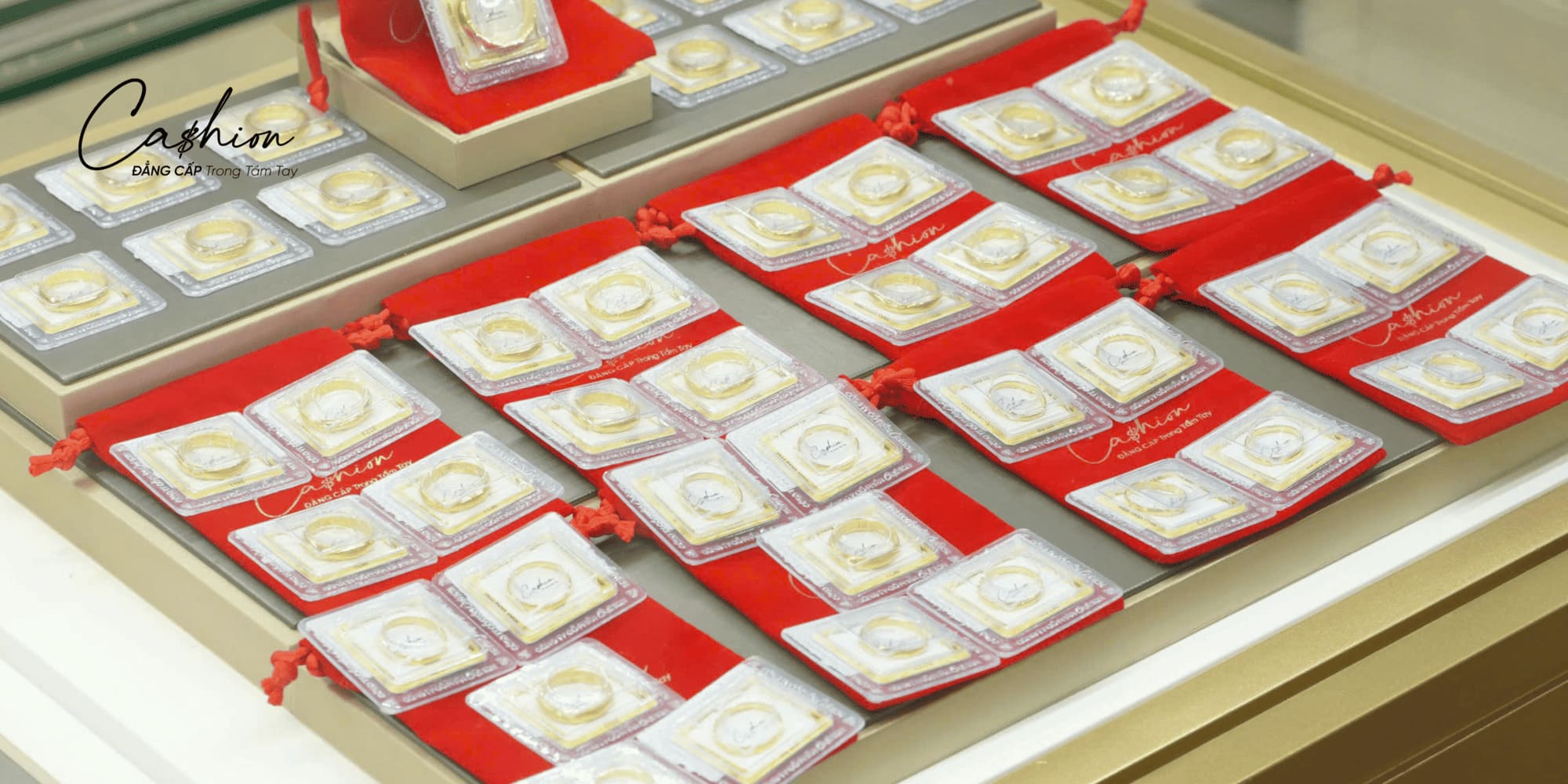 Ảnh: Vàng 18K là gì và Vàng 24K là gì?