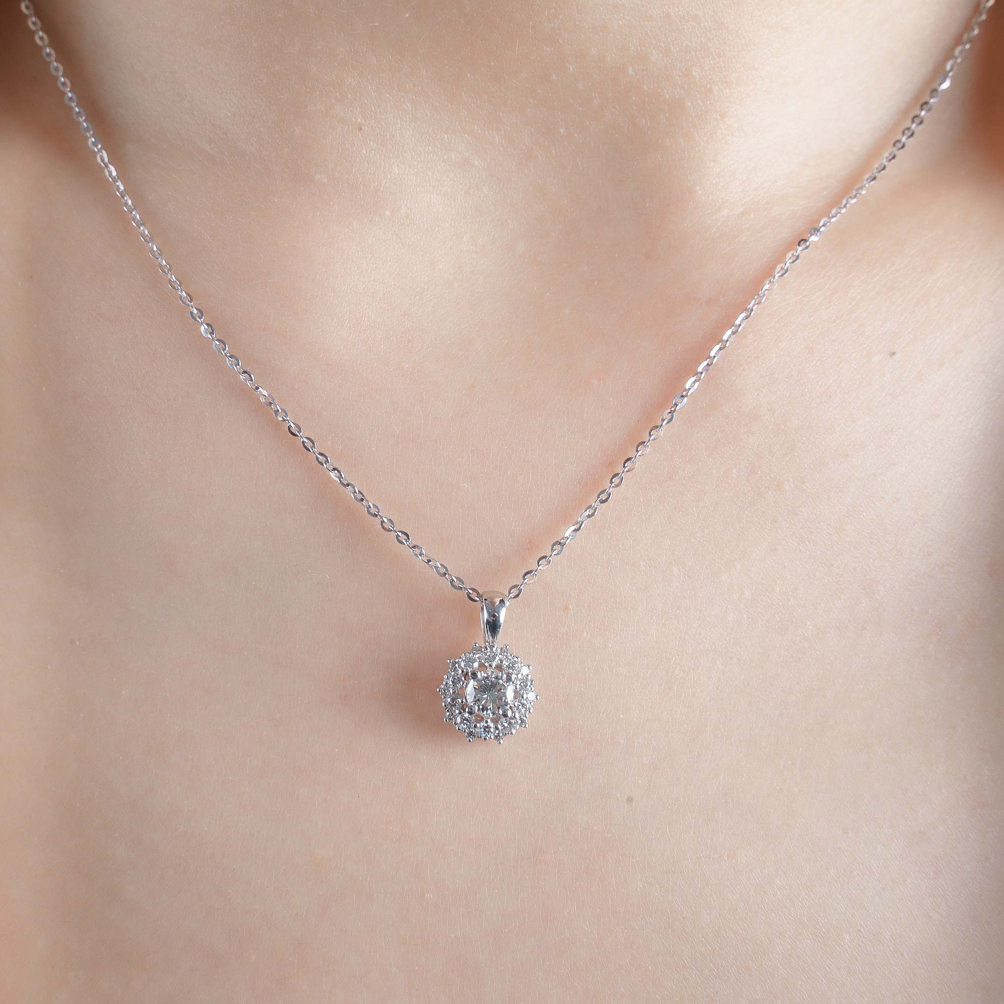 Mặt dây chuyền Kim cương hoa 585 HOA.MC10T15NU.W585 - Ảnh 4