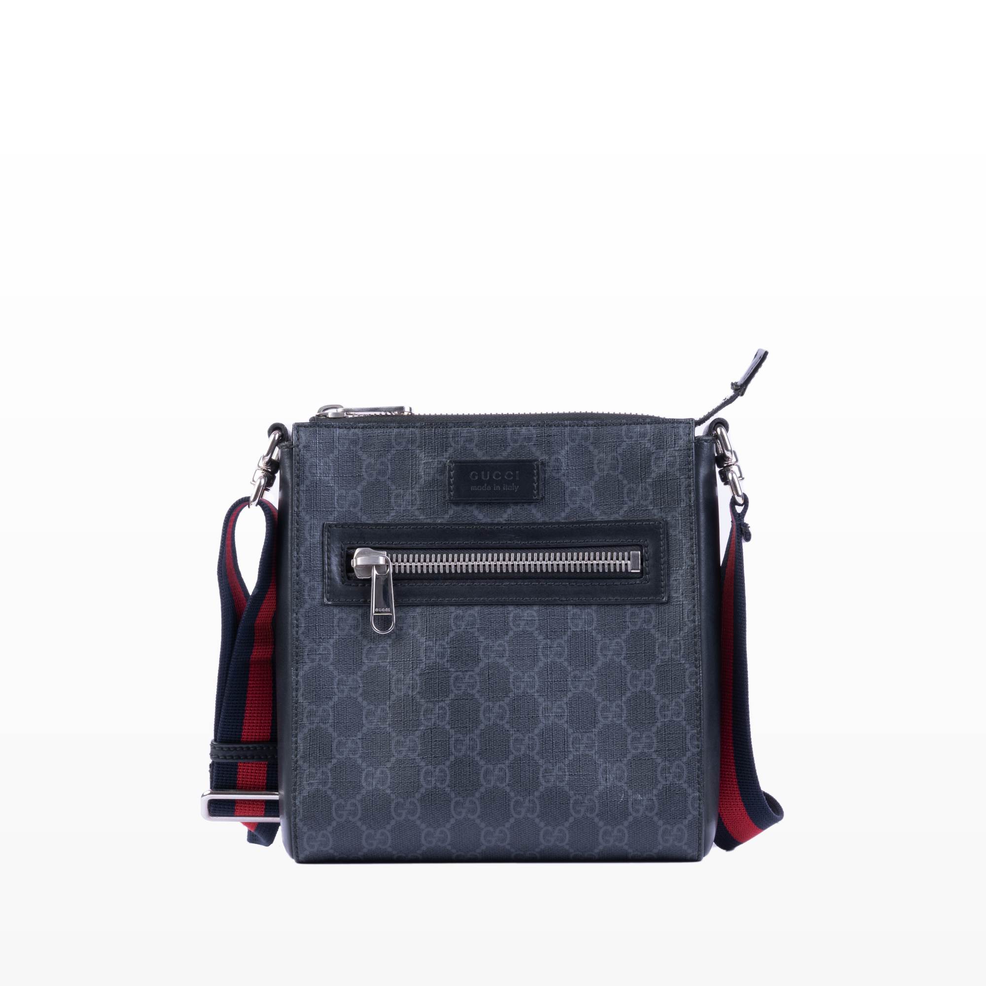 Túi Crossbody Gucci GG Supreme Canvas Unisex TUI4015203