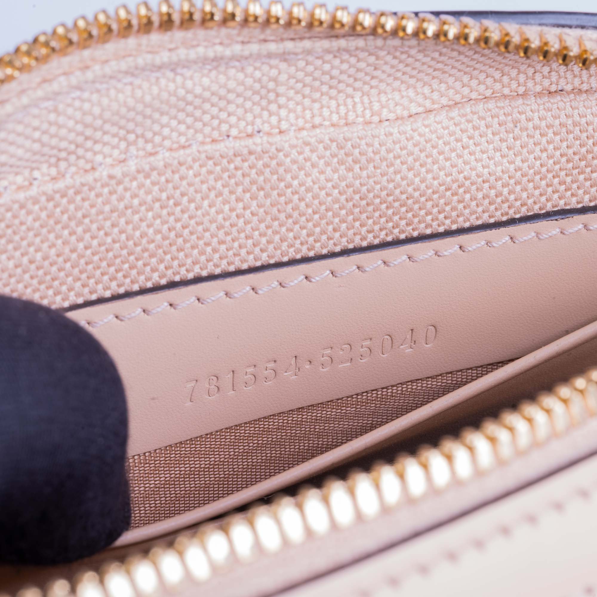 Túi Crossbody Gucci Blondie GG Embossed Leather Ivory Nữ TUI4016018 - Ảnh 6